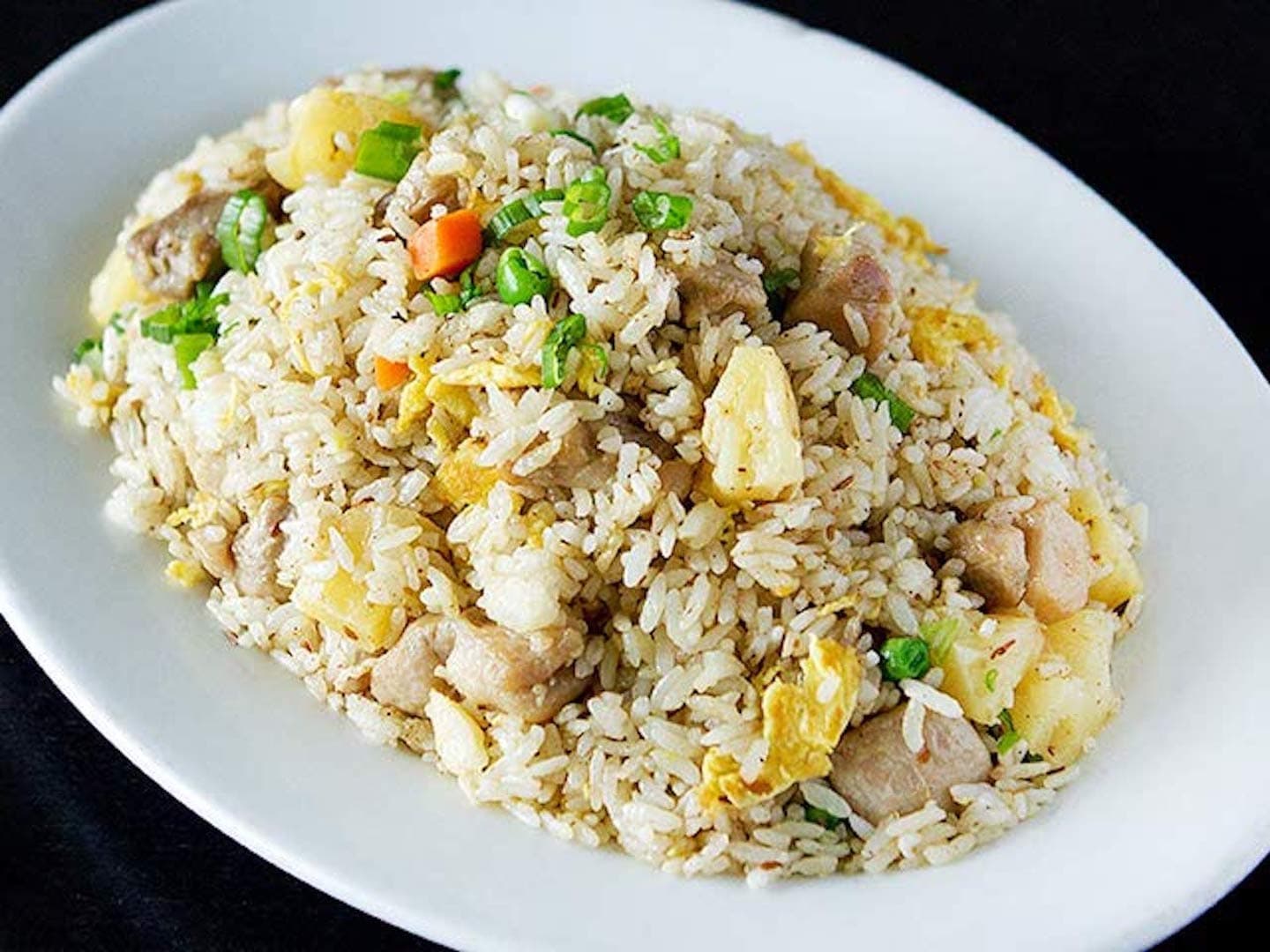 孜然菠萝鸡肉炒饭